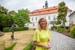 Ivana-Leidlov†_c_Jan-¶irovnickz-6-scaled