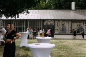 IMG-106