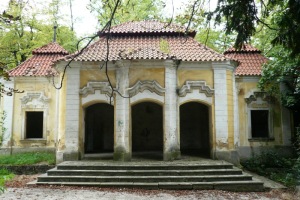 sala-terrena-celni-pohled-puvodni-stav