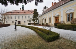 Zámek Liteň v proměnách ročních období